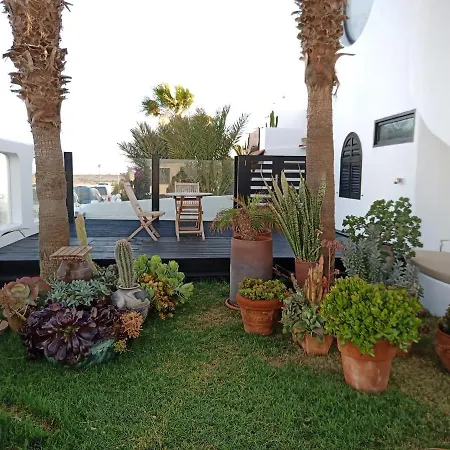 Alana Garden 1