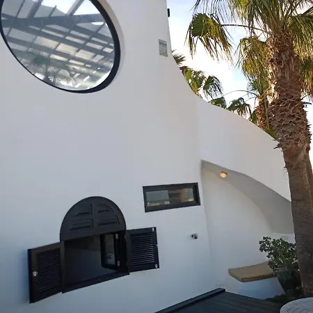 Apartment Alana Garden 1