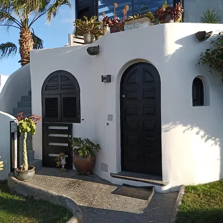 Apartment Alana Garden 1 *