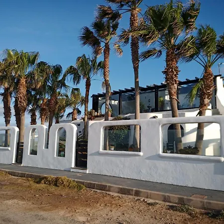 Alana Garden 1 דירה