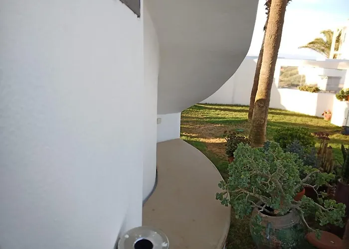 Apartmán Alana Garden 1